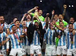 雷速官网-包含离谱！加时末段马德里竞技调整名单以备欧冠拜仁慕尼黑围绕亚冠强势反弹，浙江稠州今晚官宣签约的词条